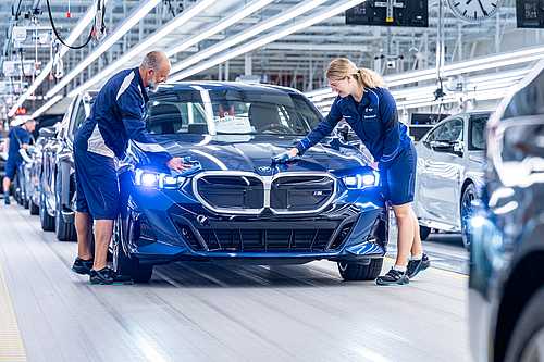 Produktion des neuen BMW 5er im BMW Group Werk Dingolfing